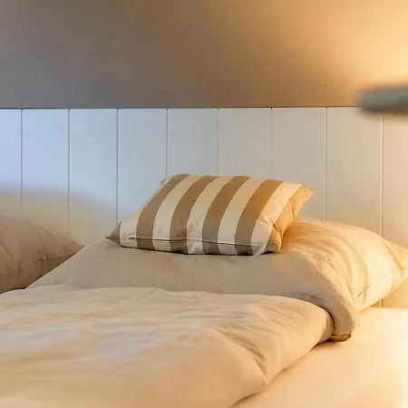 Holiday home Wind In Den Baeumen *