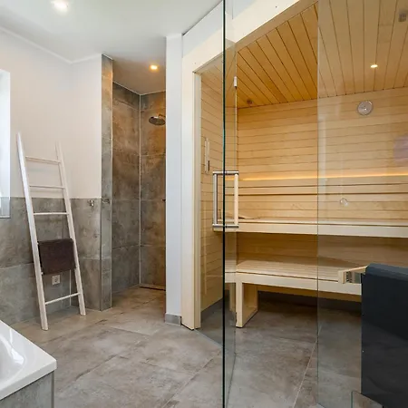 Wind In Den Baeumen Greetsiel