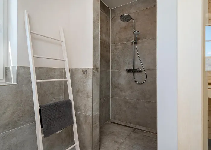 Ferienhaus Wind In Den Bäumen *