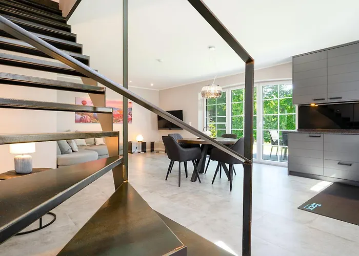 Wind In Den Bäumen * Greetsiel